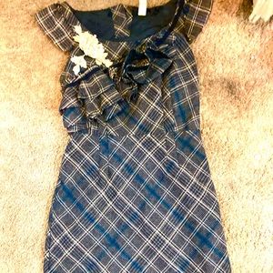 pictures Can’t convey the artistry Fully lined